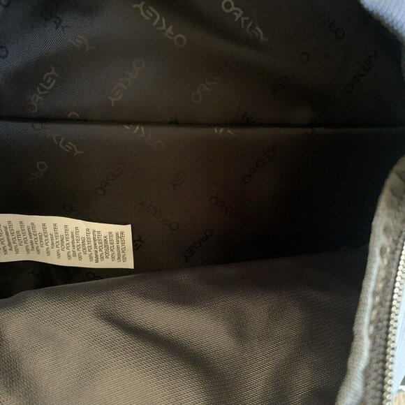 Oakley Backpack Black Iris Cordura 1 Midnight Navy Nearly Black - Picture 3 of 4